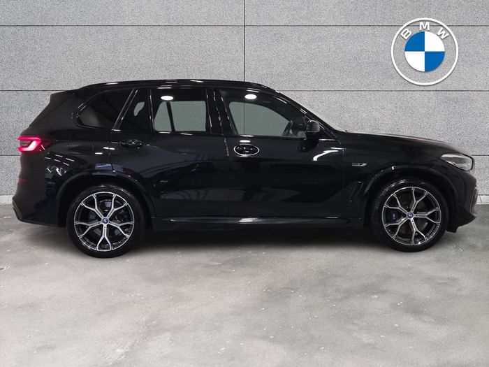 BMW X5 2023
