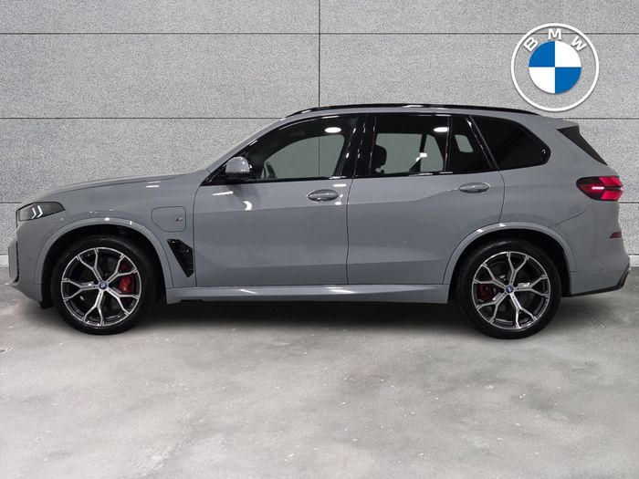 BMW X5 2023
