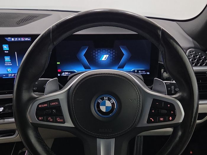 BMW X5 2023