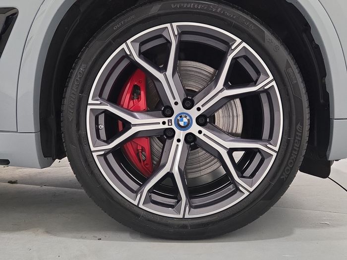 BMW X5 2023