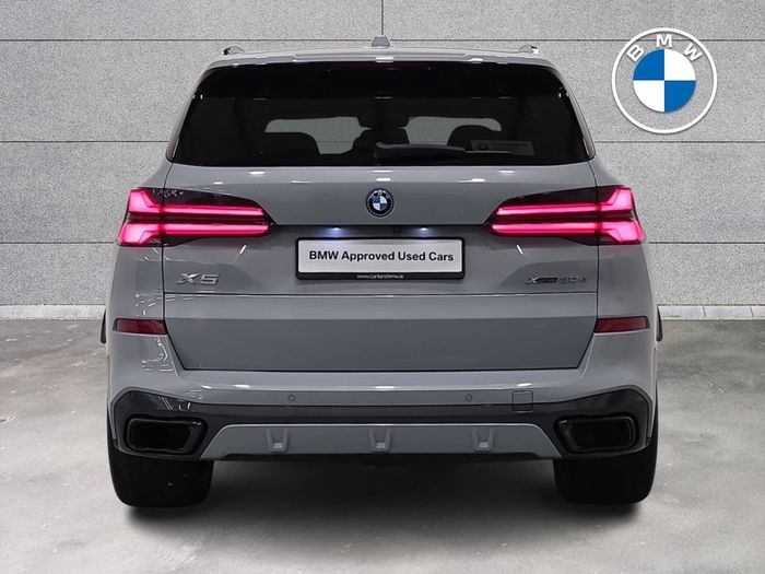 BMW X5 2023