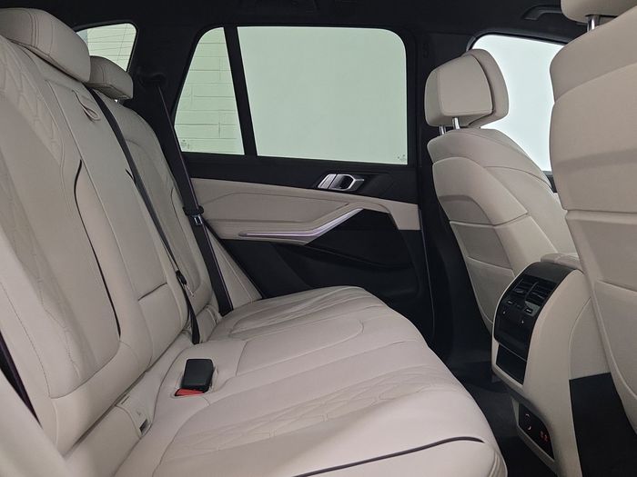 BMW X5 2023