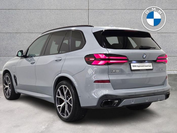 BMW X5 2023