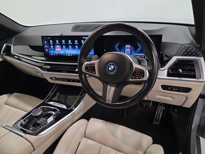 BMW X5 2023
