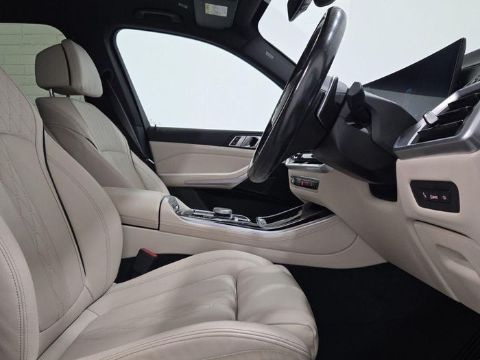 BMW X5 2023