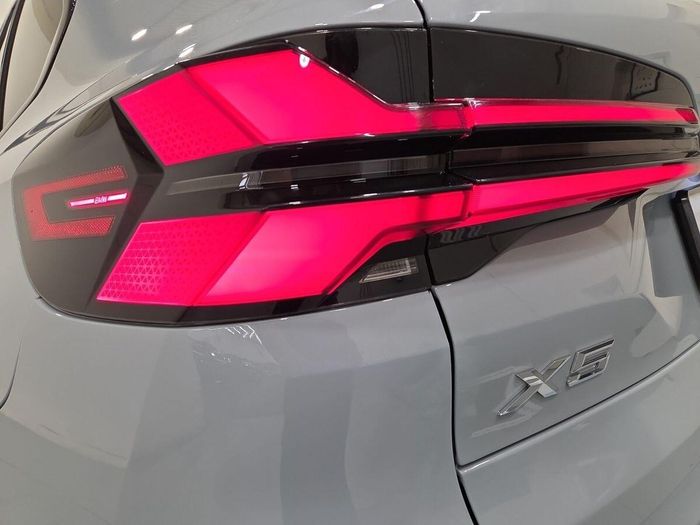 BMW X5 2023