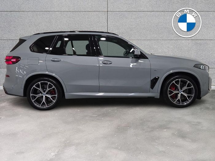 BMW X5 2023