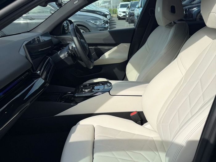 BMW 5 Series 2024