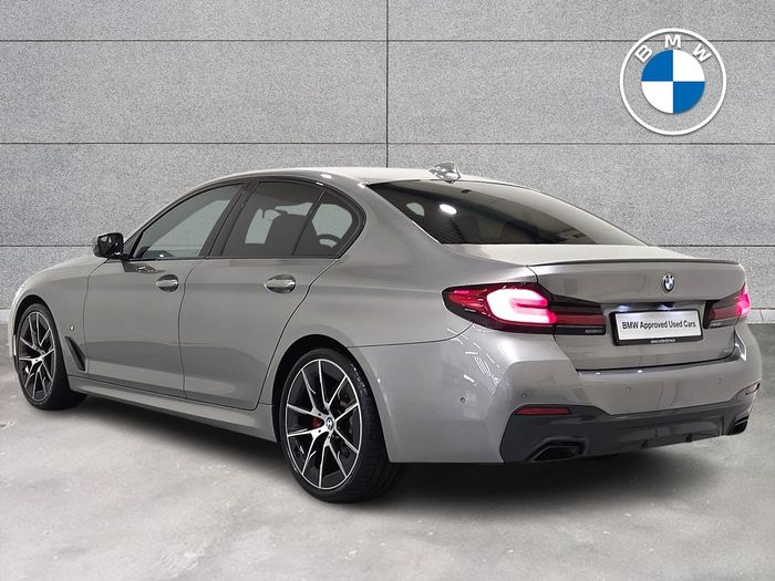 BMW 5 Series 2021