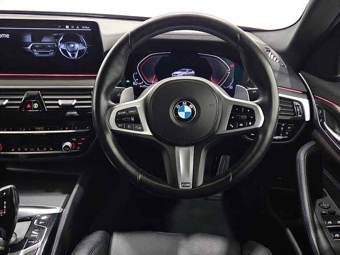 BMW 5 Series 2021