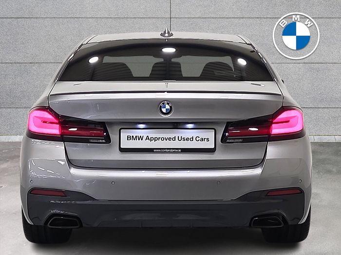 BMW 5 Series 2021