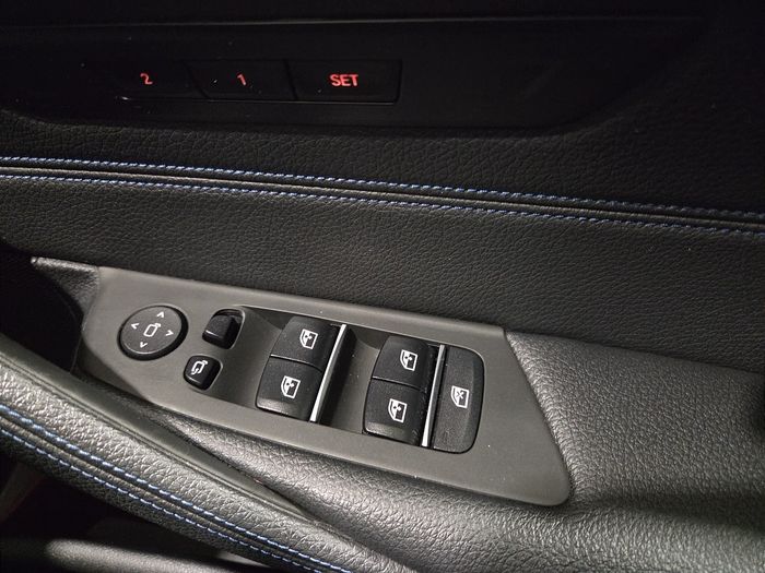 BMW 5 Series 2021