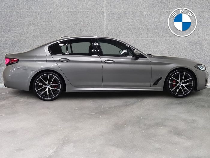 BMW 5 Series 2021