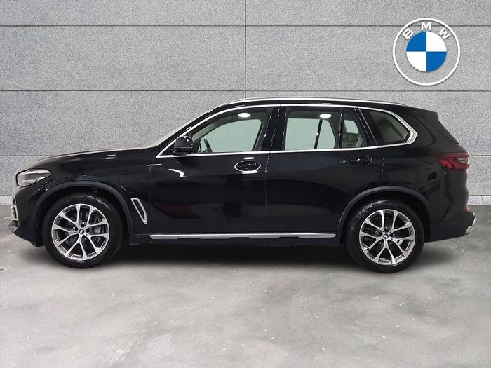 BMW X5 2021