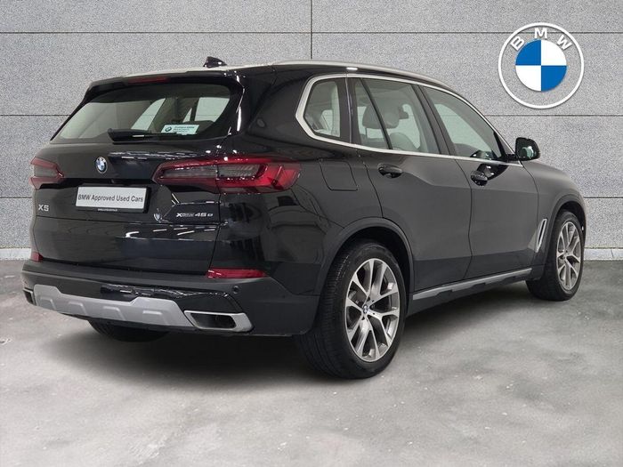 BMW X5 2021