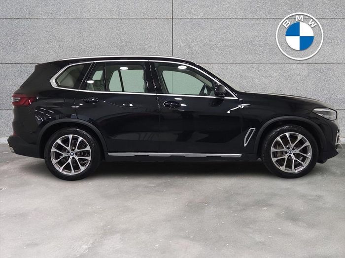 BMW X5 2021