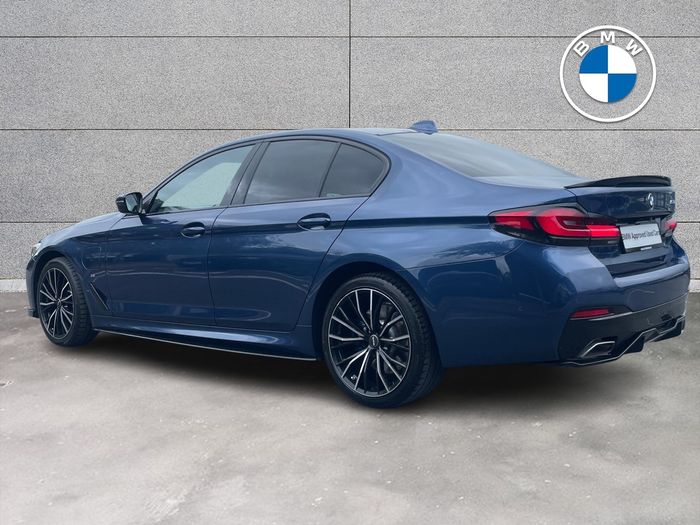 BMW 5 Series 2021