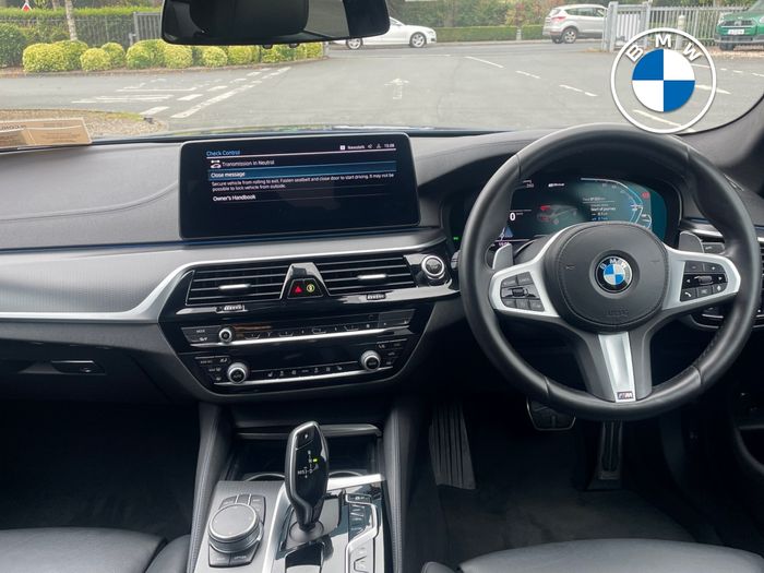 BMW 5 Series 2021