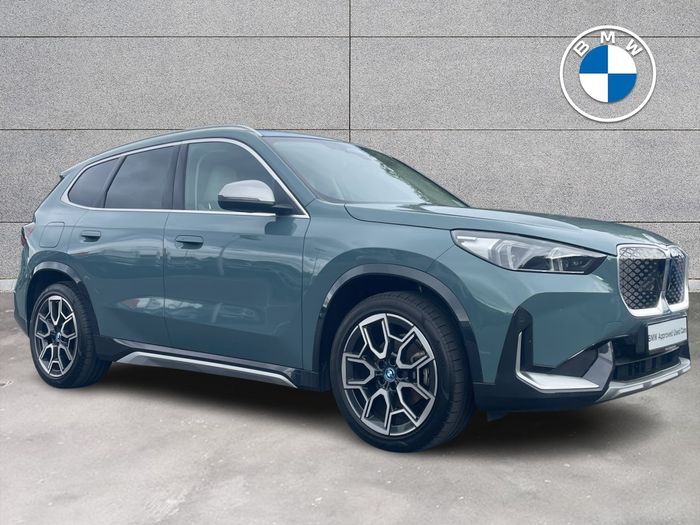 BMW iX1 2024