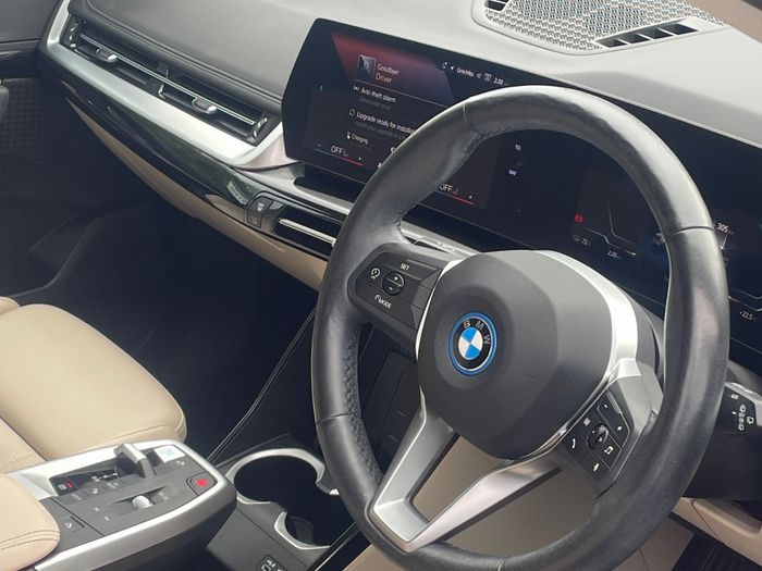 BMW iX1 2024