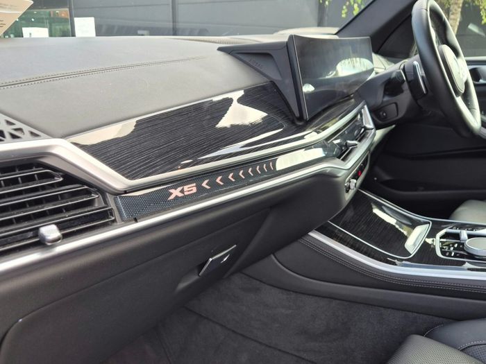 BMW X5 2023