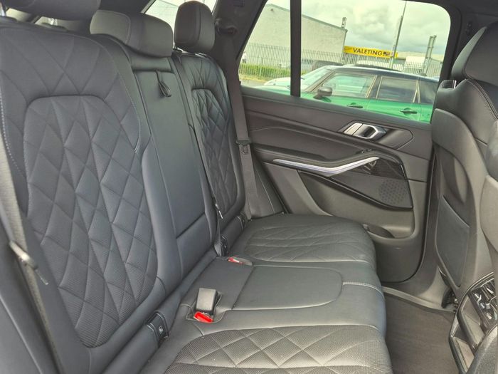BMW X5 2023