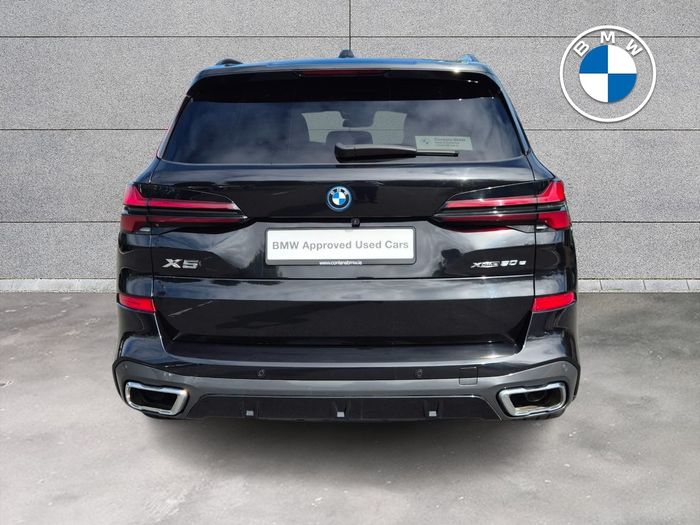 BMW X5 2023