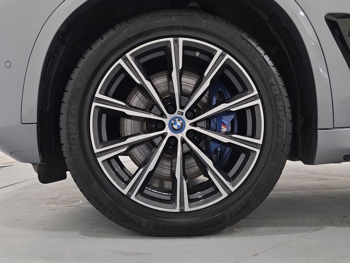 BMW X5 2025