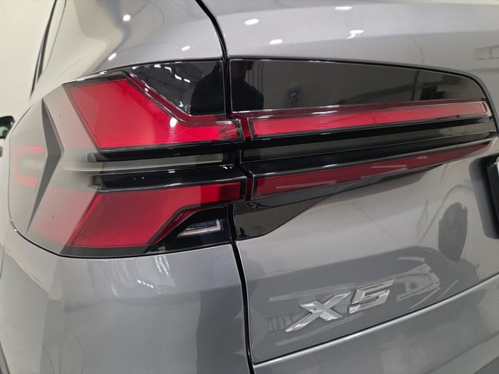 BMW X5 2025