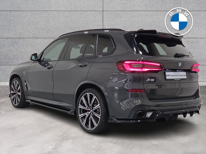 BMW X5 2023