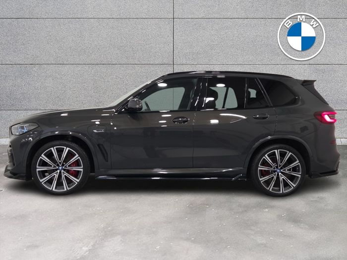BMW X5 2023