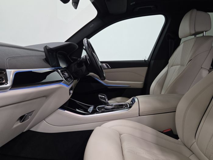 BMW X5 2023