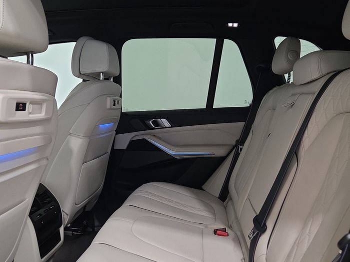 BMW X5 2023
