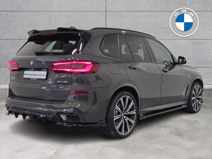 BMW X5 2023