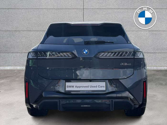 BMW iX3 2026