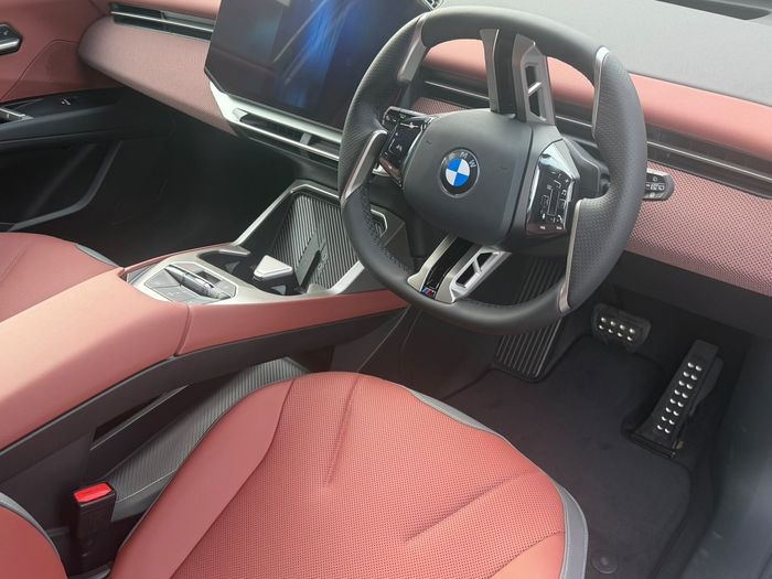 BMW iX3 2026