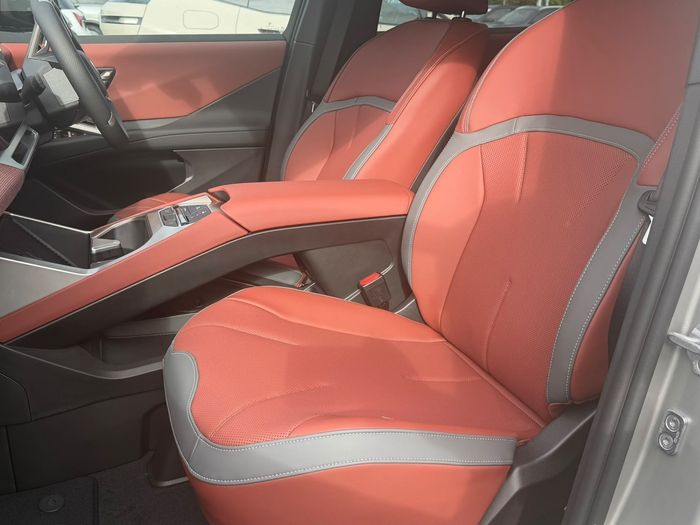 BMW iX3 2026