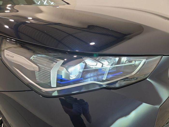 BMW i5 2025