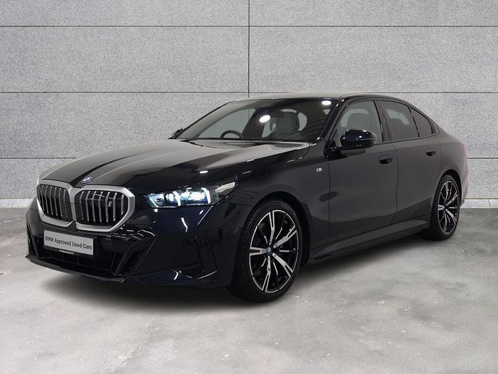 BMW i5 2025