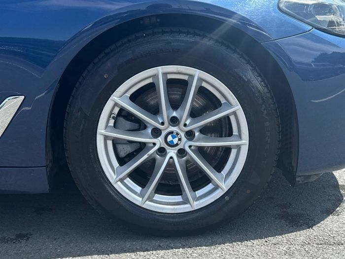 BMW 5 Series 2023