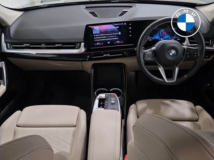 BMW iX1 2023