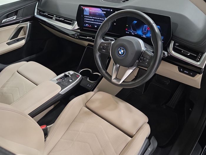 BMW iX1 2023