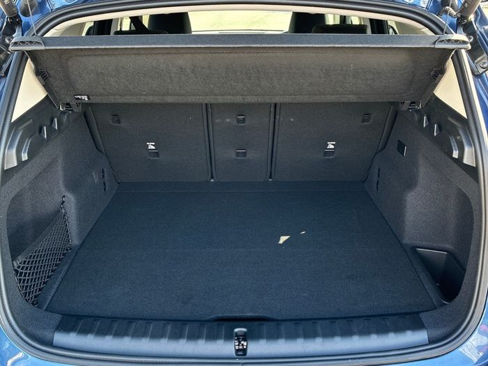 BMW iX1 2025
