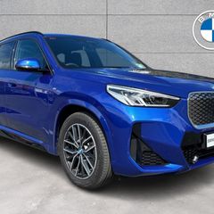 BMW iX1 2025