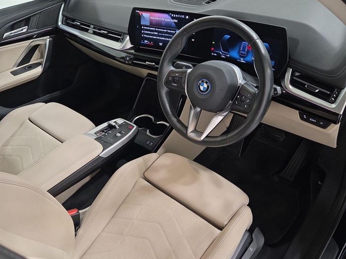 BMW iX1 2023