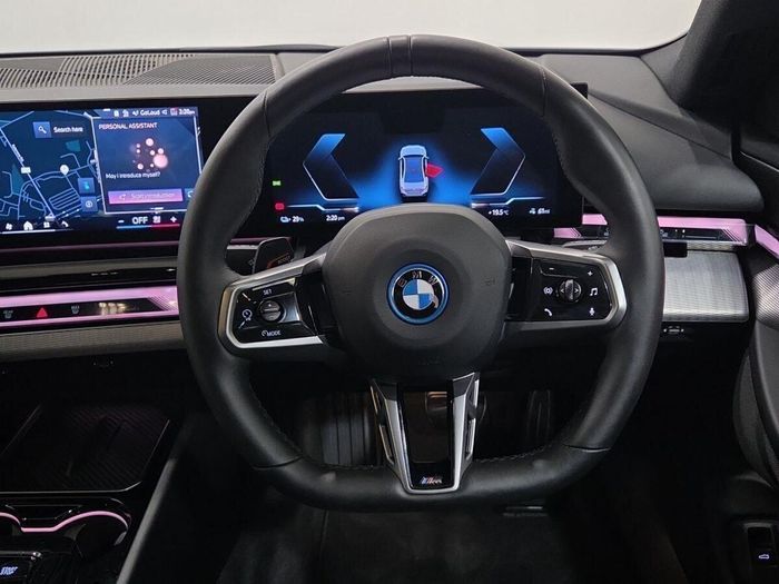 BMW i5 2025
