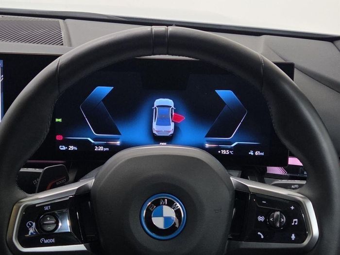 BMW i5 2025
