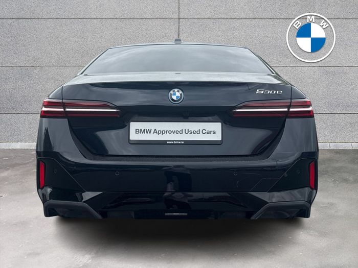 BMW 5 Series 2025
