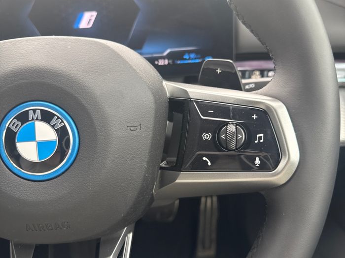 BMW 5 Series 2025