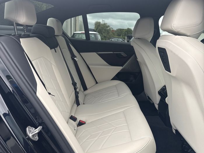 BMW 5 Series 2025